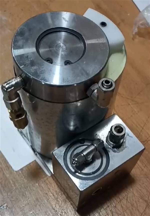 Пневмонасос для домкрата N302 (до июня 2014) NORDBERG 000007935